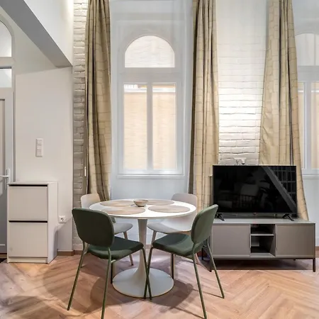 Apartment Paulay At Opera P39 *